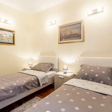 بيت للعطل Luxury Vesna Kaštela