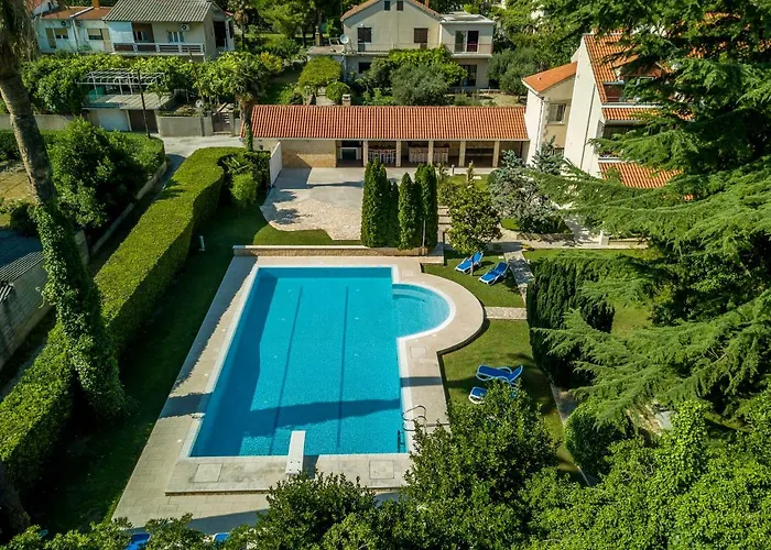 Luxury Vesna *
