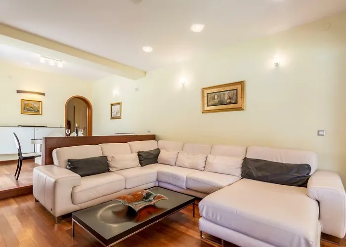 בית נופש Luxury Vesna *
