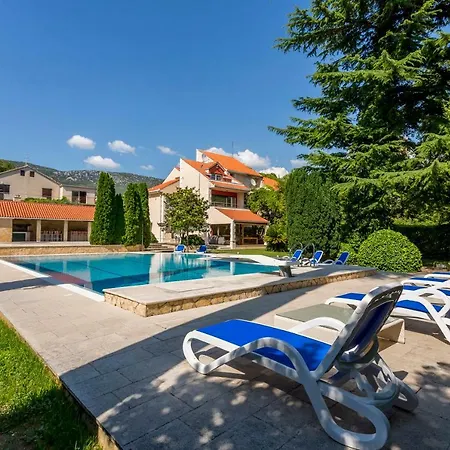 Vakantiehuis Luxury Vesna