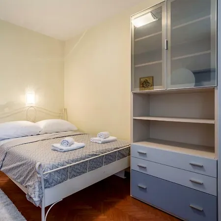 Luxury Vesna Kastela