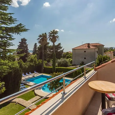 Holiday home Luxury Vesna